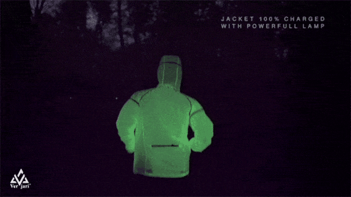 夜ランニングに最適！発光するジャケットFirefly Jacket